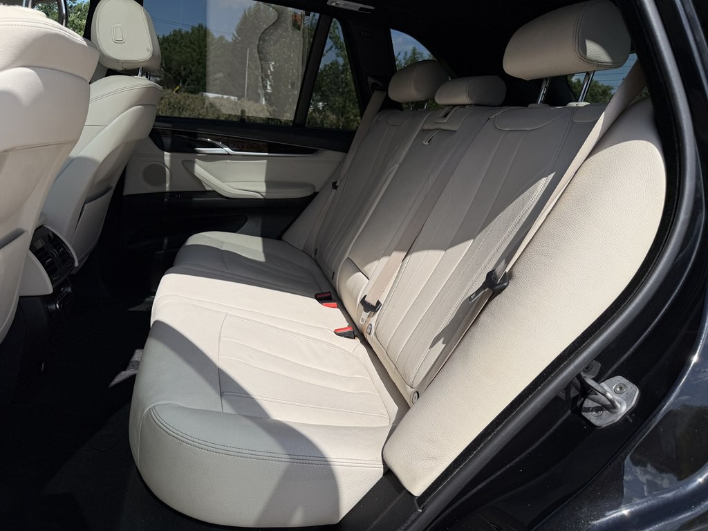 2015 BMW X5 Image 34
