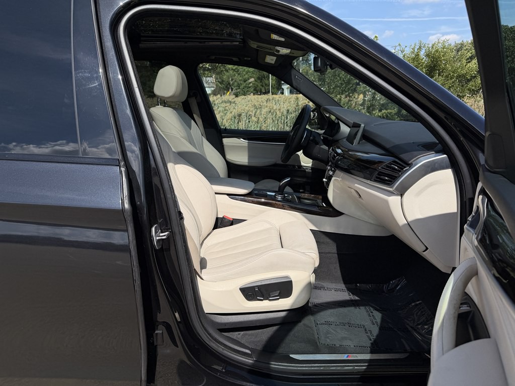 2015 BMW X5 Image 40