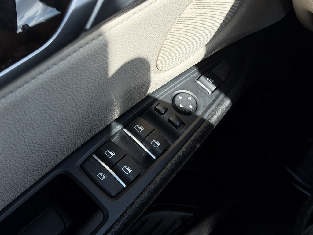 2015 BMW X5 Image 57