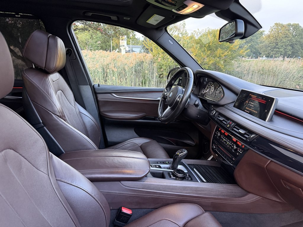 2016 BMW X5 Image 48