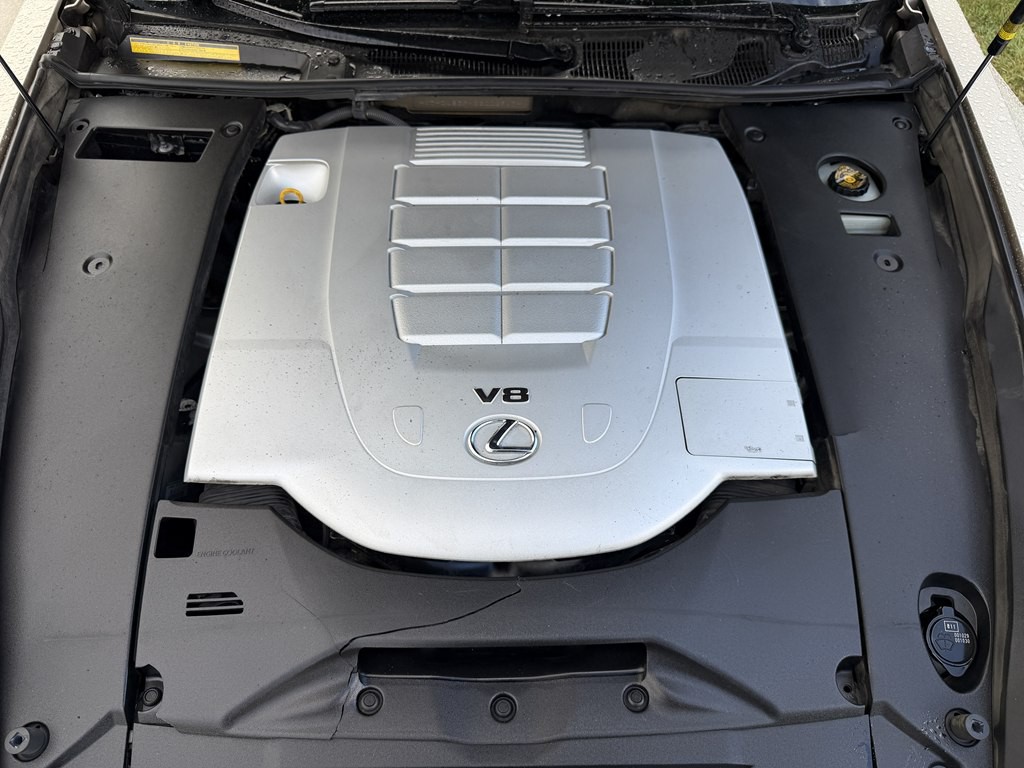 2014 Lexus LS 460 Image 27