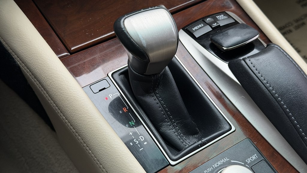 2014 Lexus LS 460 Image 68