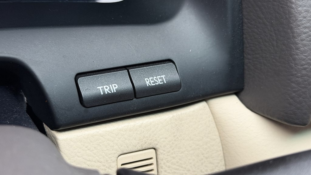 2014 Lexus LS 460 Image 76