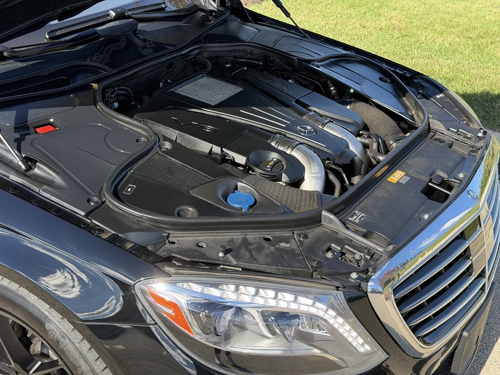 2014 Mercedes-Benz S-Class Image 23