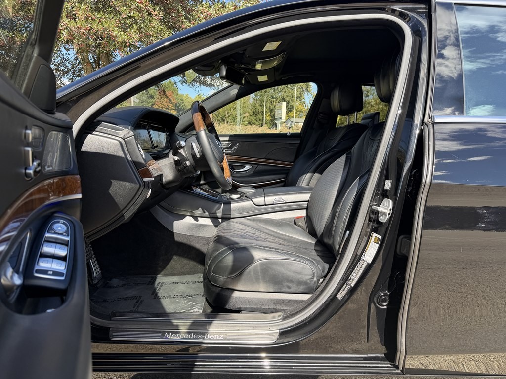 2014 Mercedes-Benz S-Class Image 32