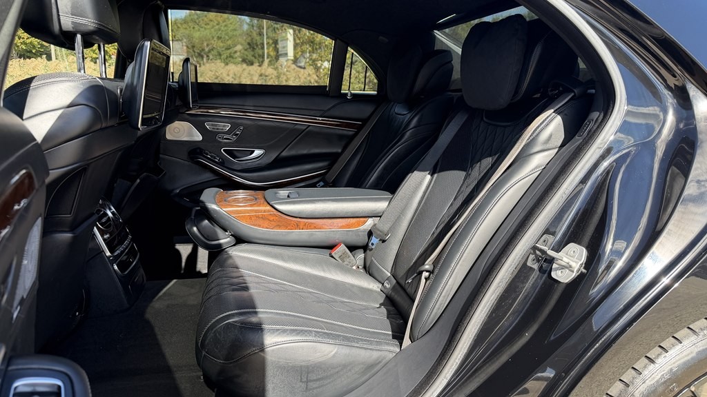 2014 Mercedes-Benz S-Class Image 35