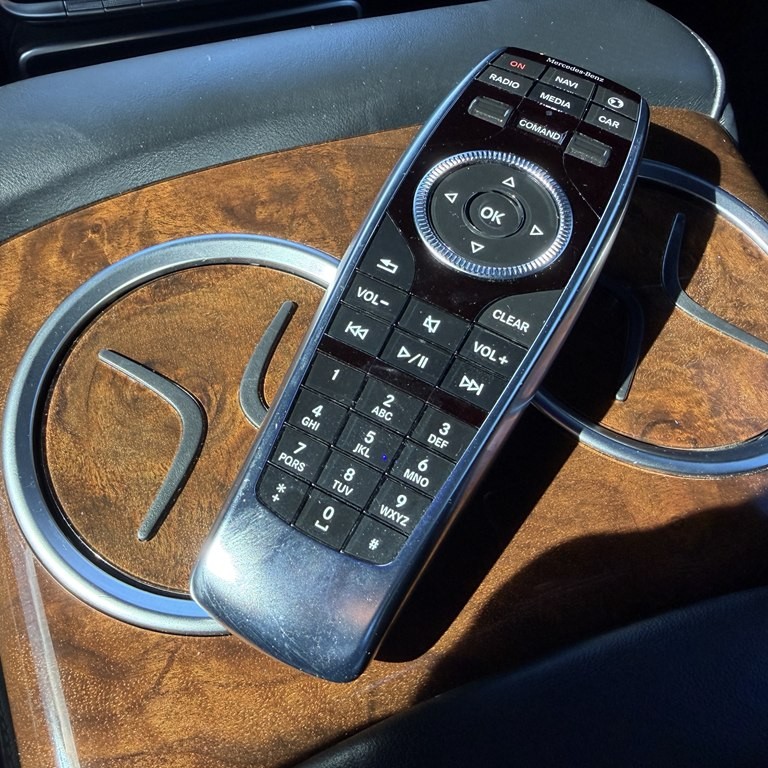 2014 Mercedes-Benz S-Class Image 39