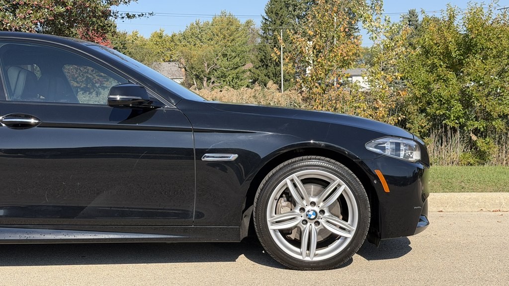 2015 BMW 5 Series Image 7
