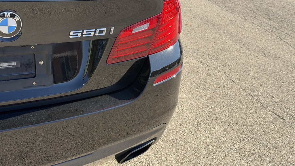 2015 BMW 5 Series Image 23