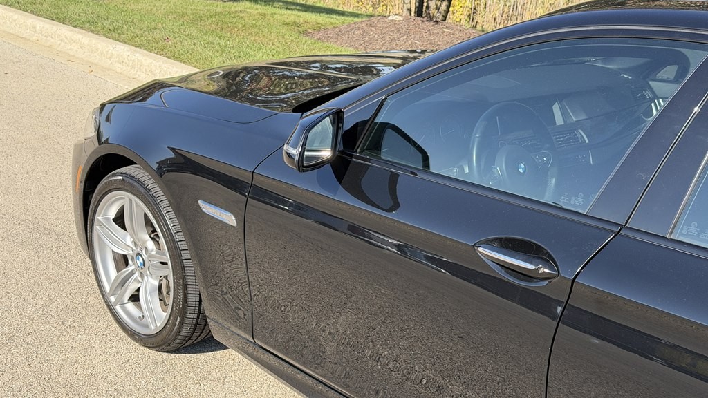 2015 BMW 5 Series Image 26