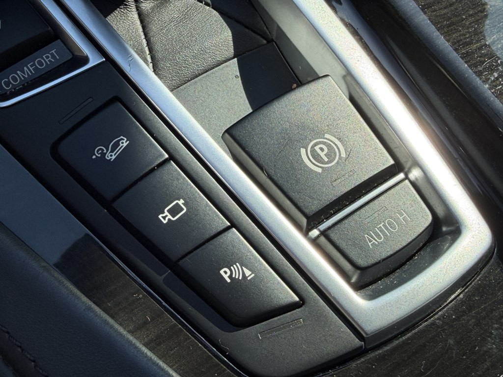 2015 BMW 5 Series Image 63