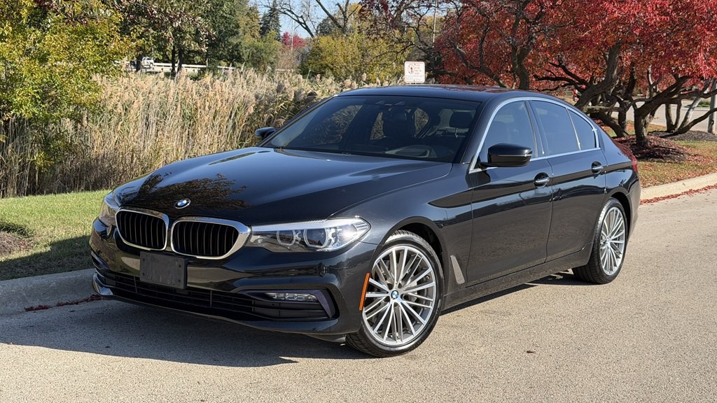 2018 BMW 5 Series Image 1
