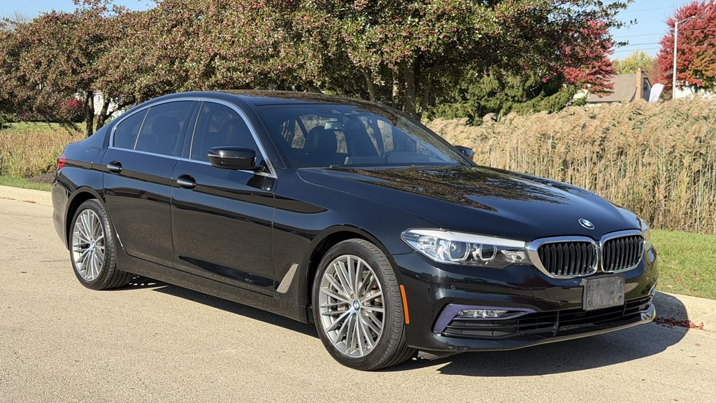 2018 BMW 5 Series Image 3
