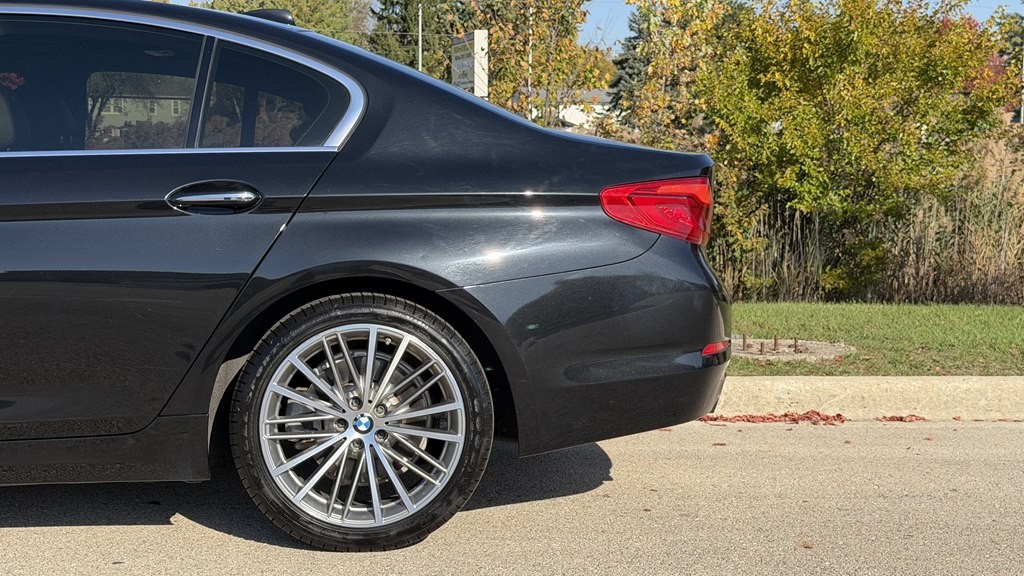 2018 BMW 5 Series Image 10
