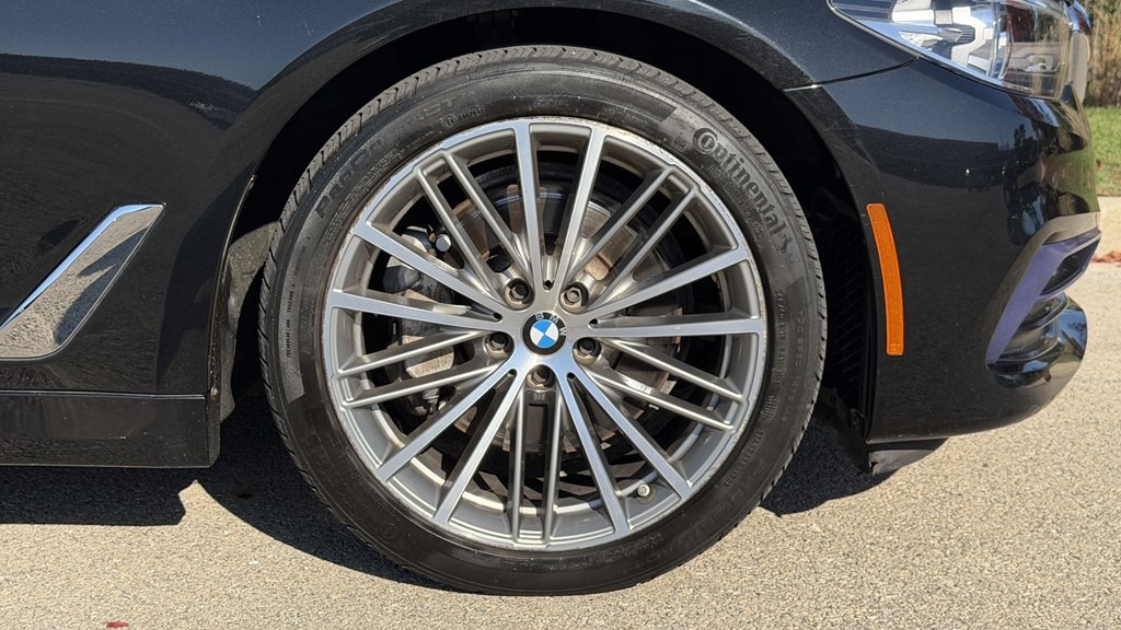 2018 BMW 5 Series Image 17