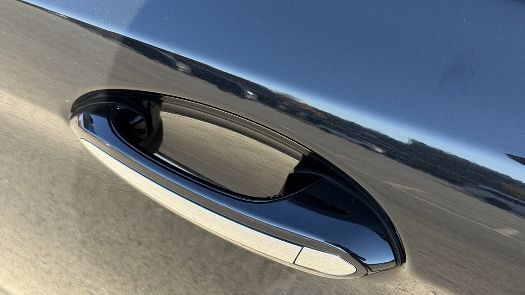 2018 BMW 5 Series Image 19