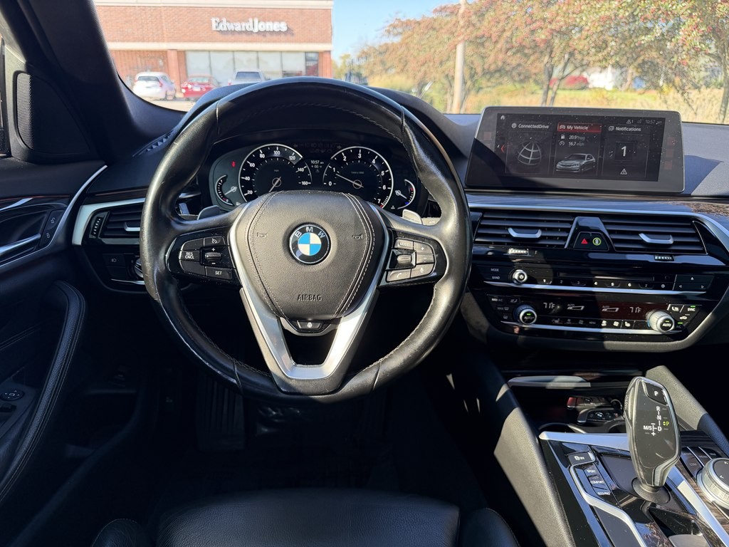 2018 BMW 5 Series Image 29