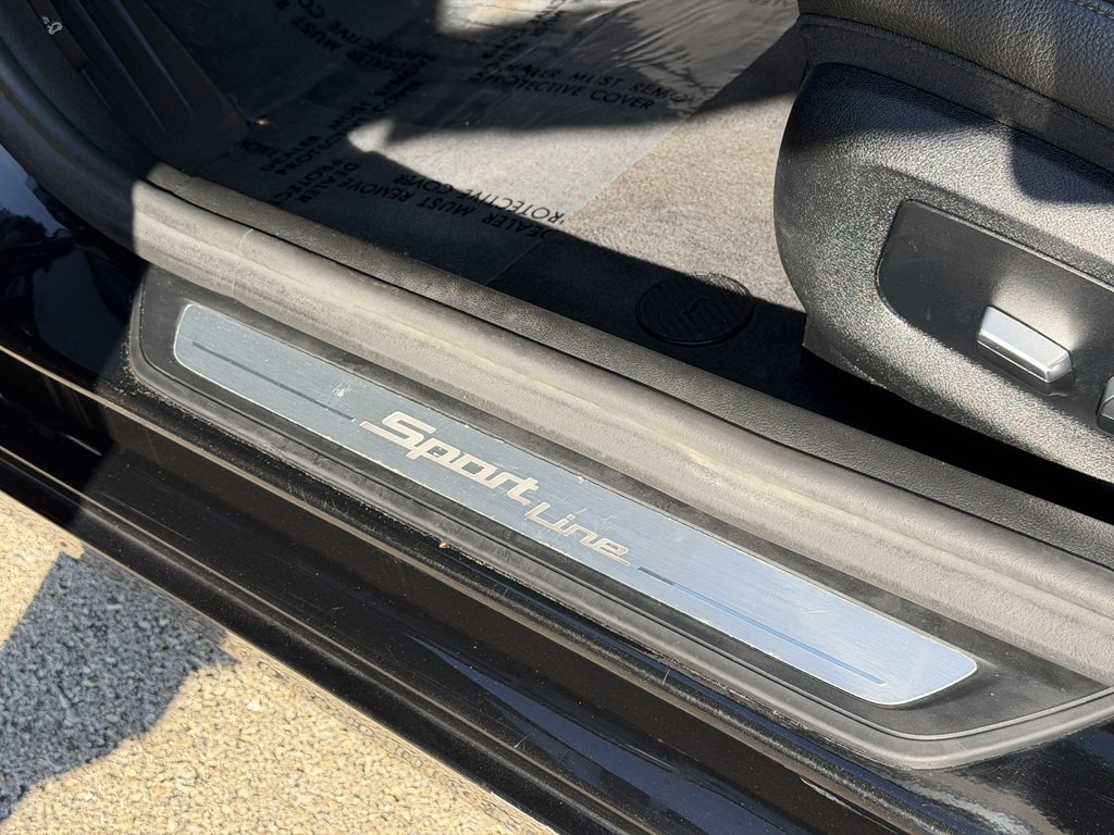 2018 BMW 5 Series Image 37