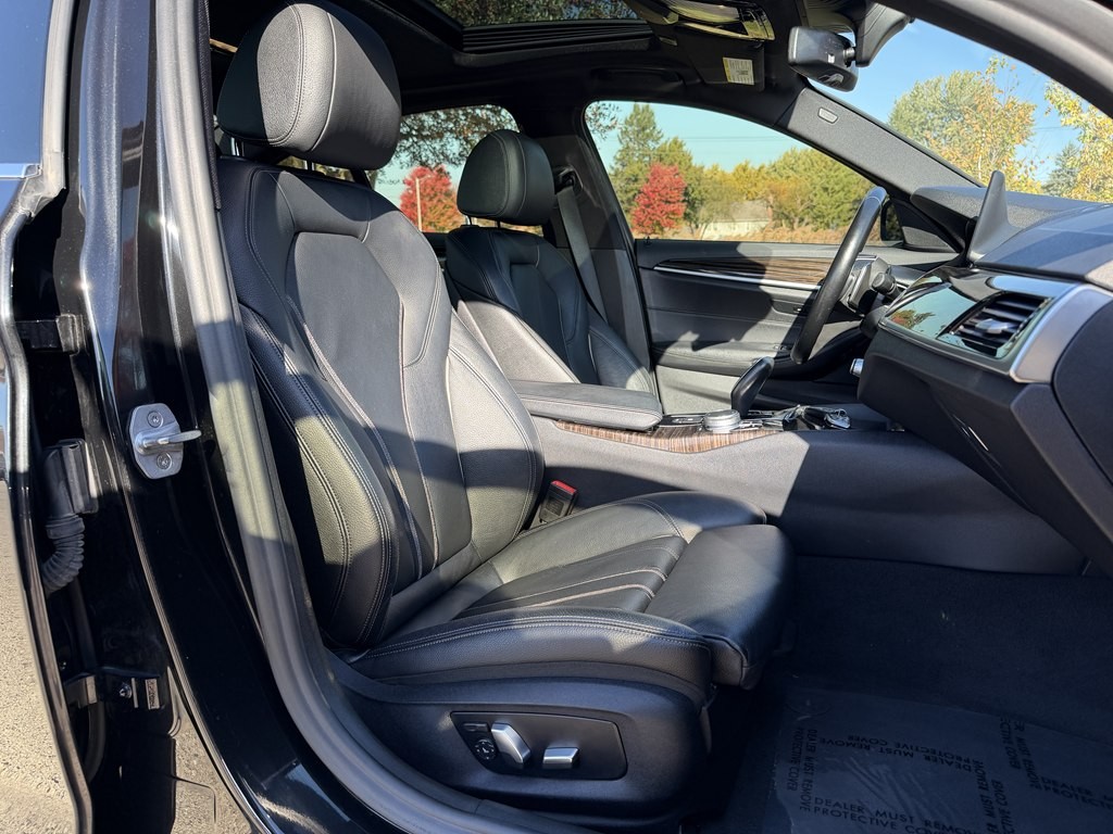 2018 BMW 5 Series Image 47