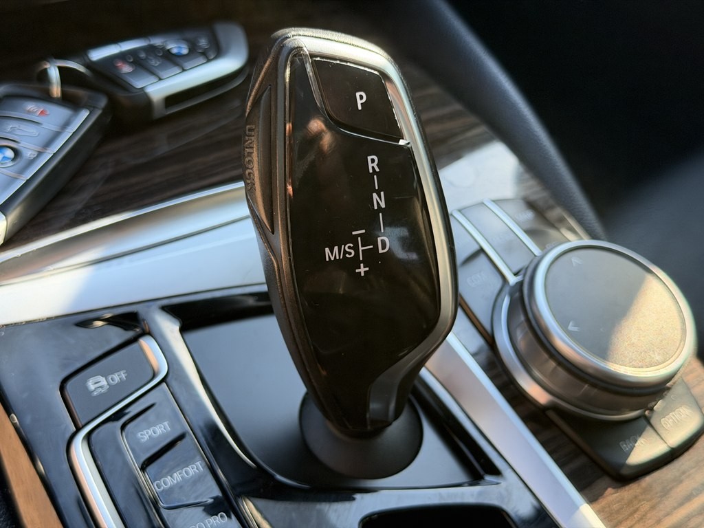 2018 BMW 5 Series Image 61