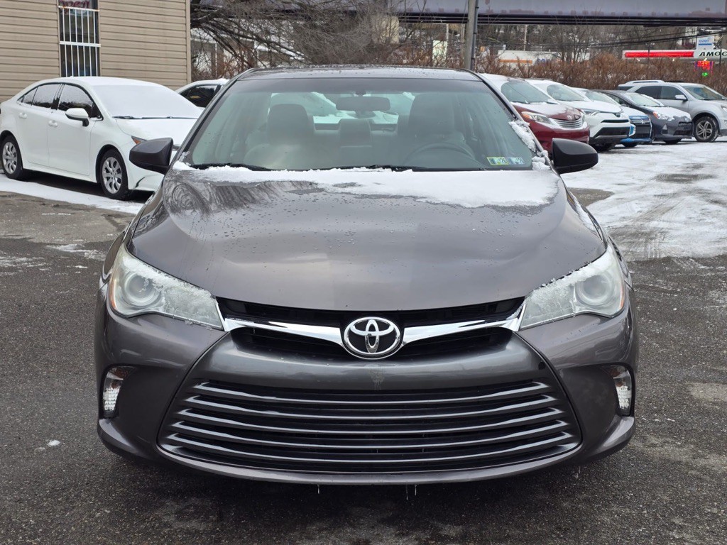 2015 Toyota Camry Image 3
