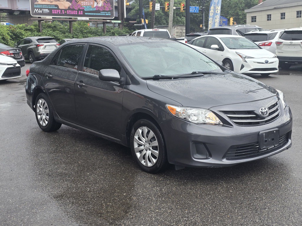 2013 Toyota Corolla Image 3