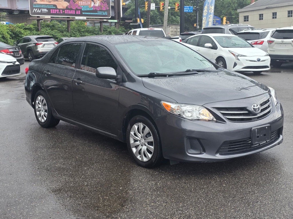 2013 Toyota Corolla Image 4