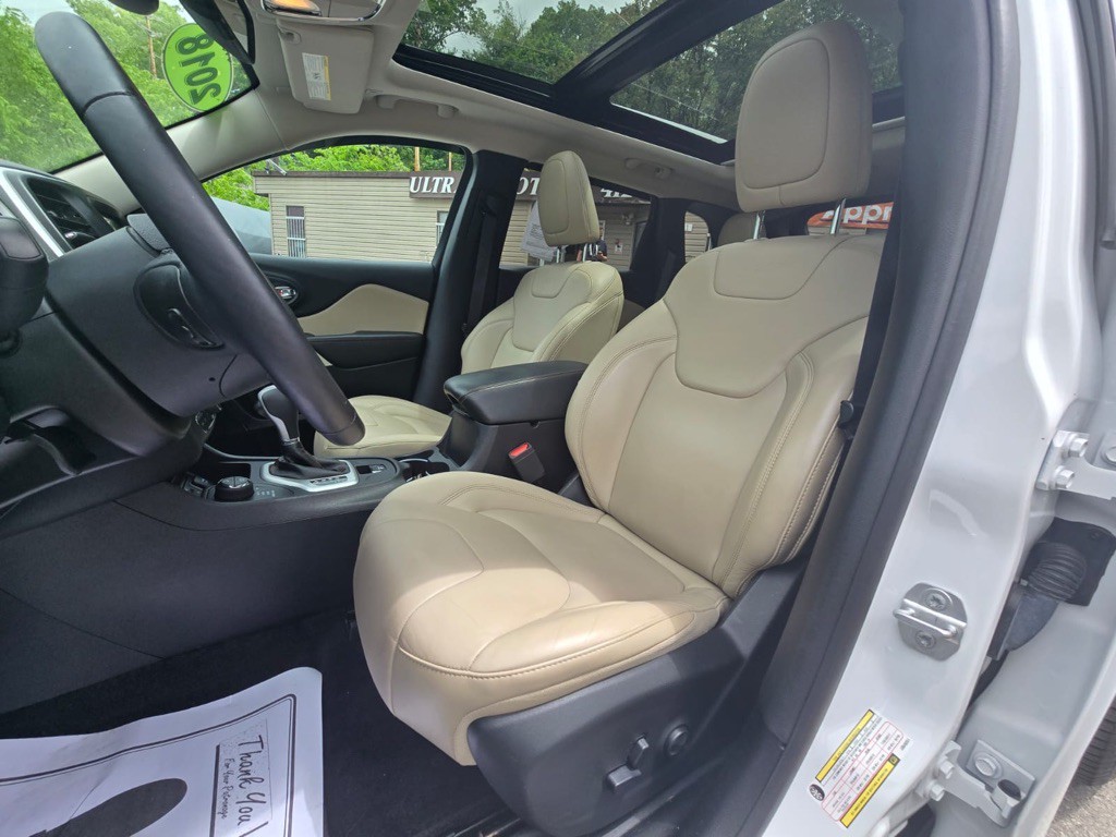 2018 Jeep Cherokee Image 9