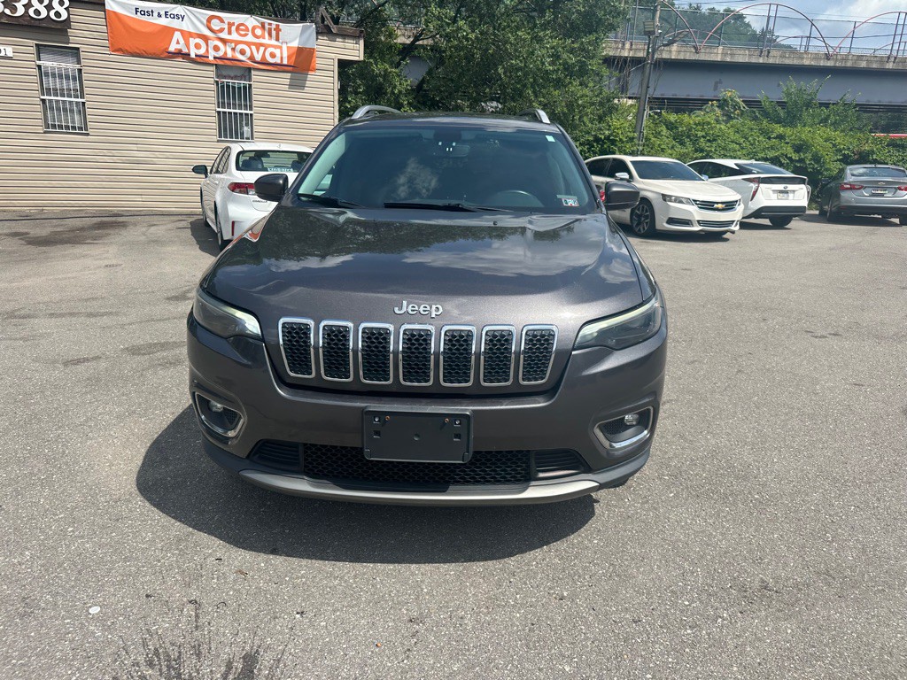 2019 Jeep Cherokee Image 2