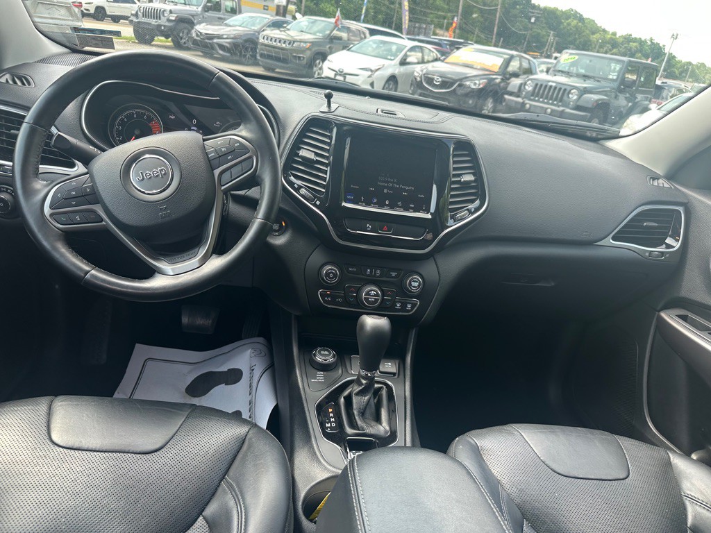 2019 Jeep Cherokee Image 10