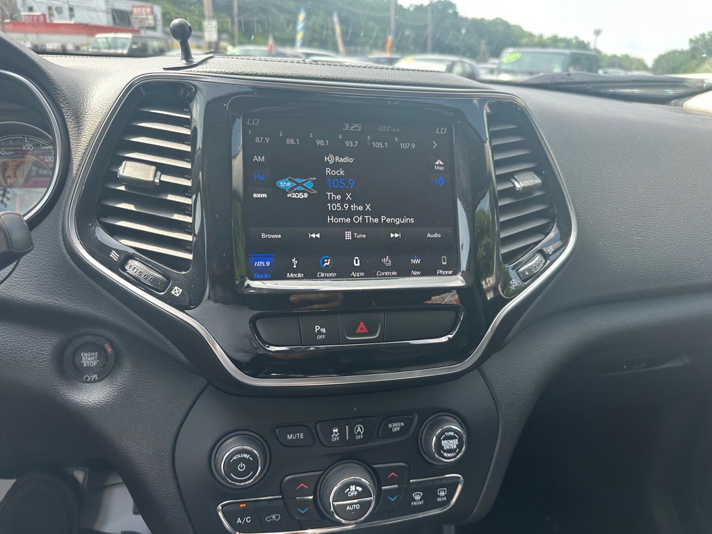 2019 Jeep Cherokee Image 12
