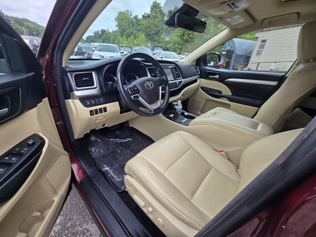 2018 Toyota Highlander Image 7