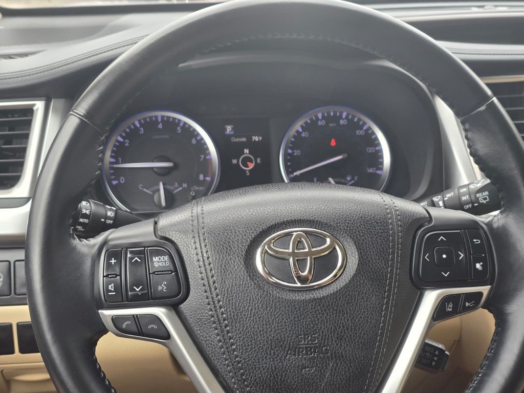 2018 Toyota Highlander Image 10