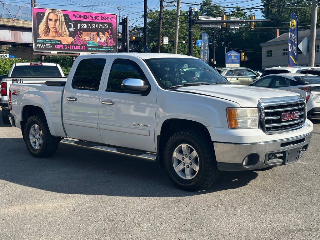 2012 GMC Sierra Image 2
