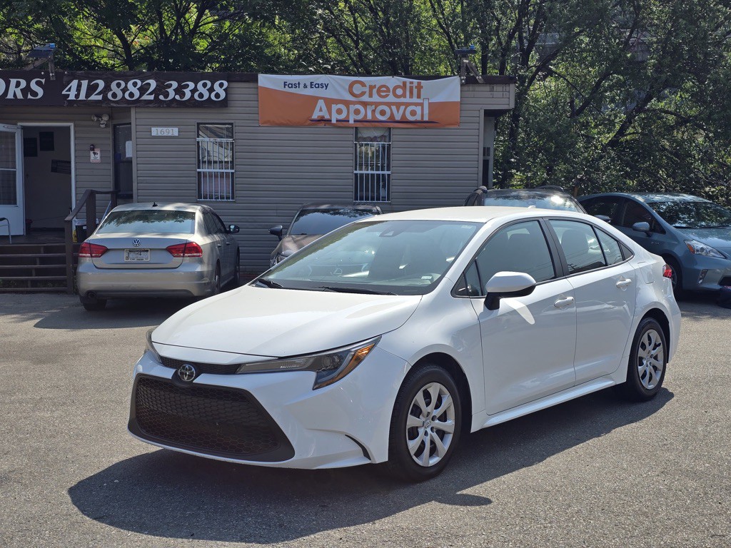 2021 Toyota Corolla Image 1