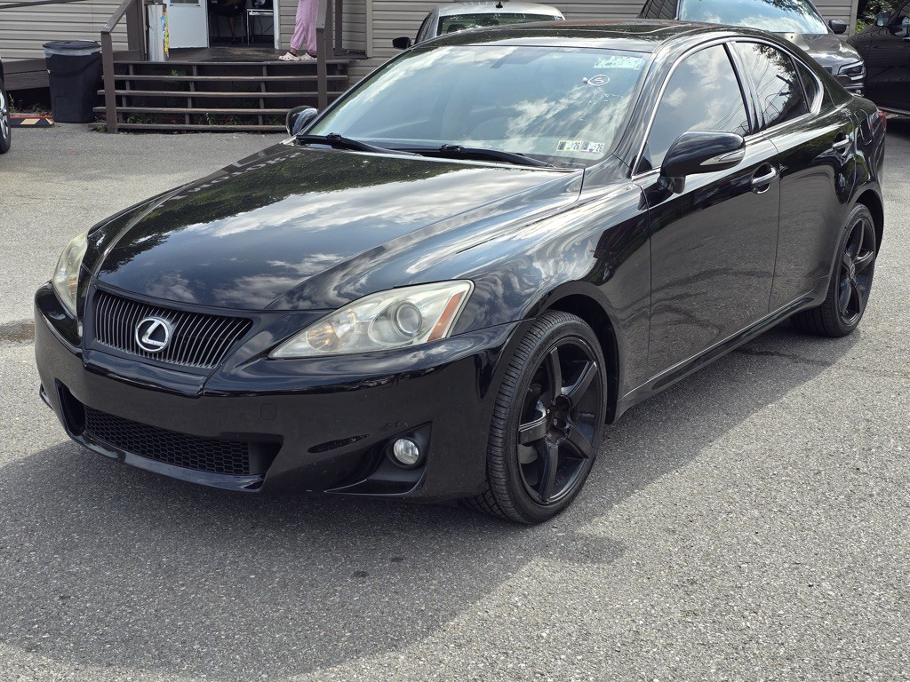 2012 Lexus IS Image 5