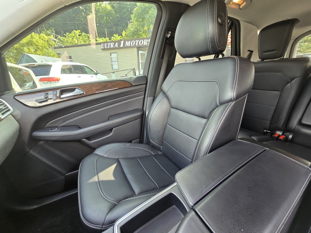 2013 Mercedes-Benz M-Class Image 11