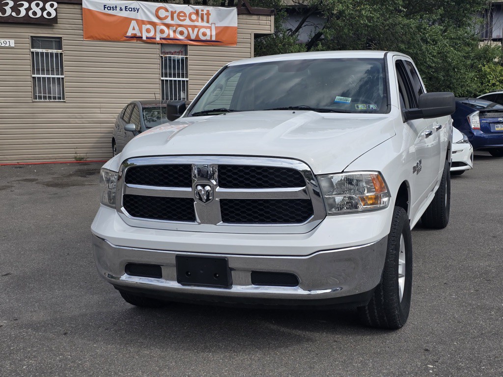 2016 RAM 1500 Image 2
