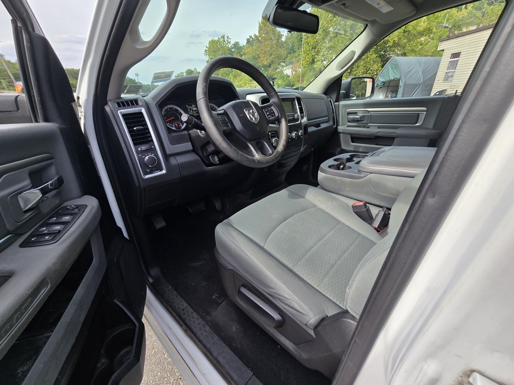 2016 RAM 1500 Image 6