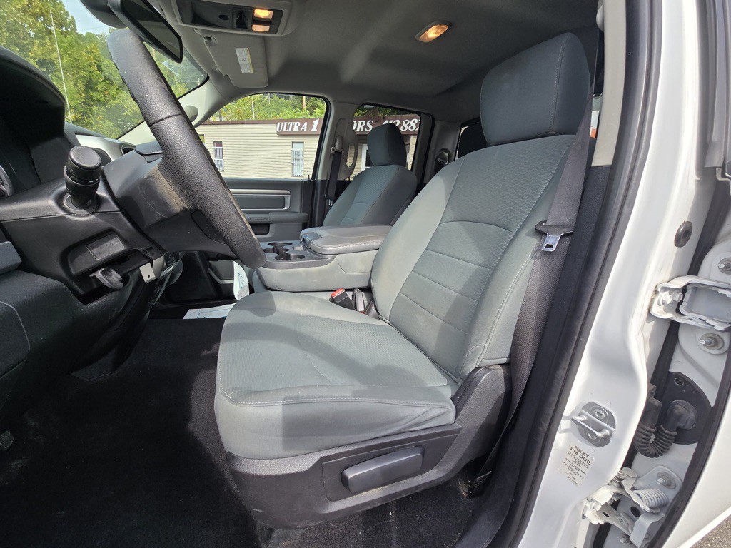 2016 RAM 1500 Image 7