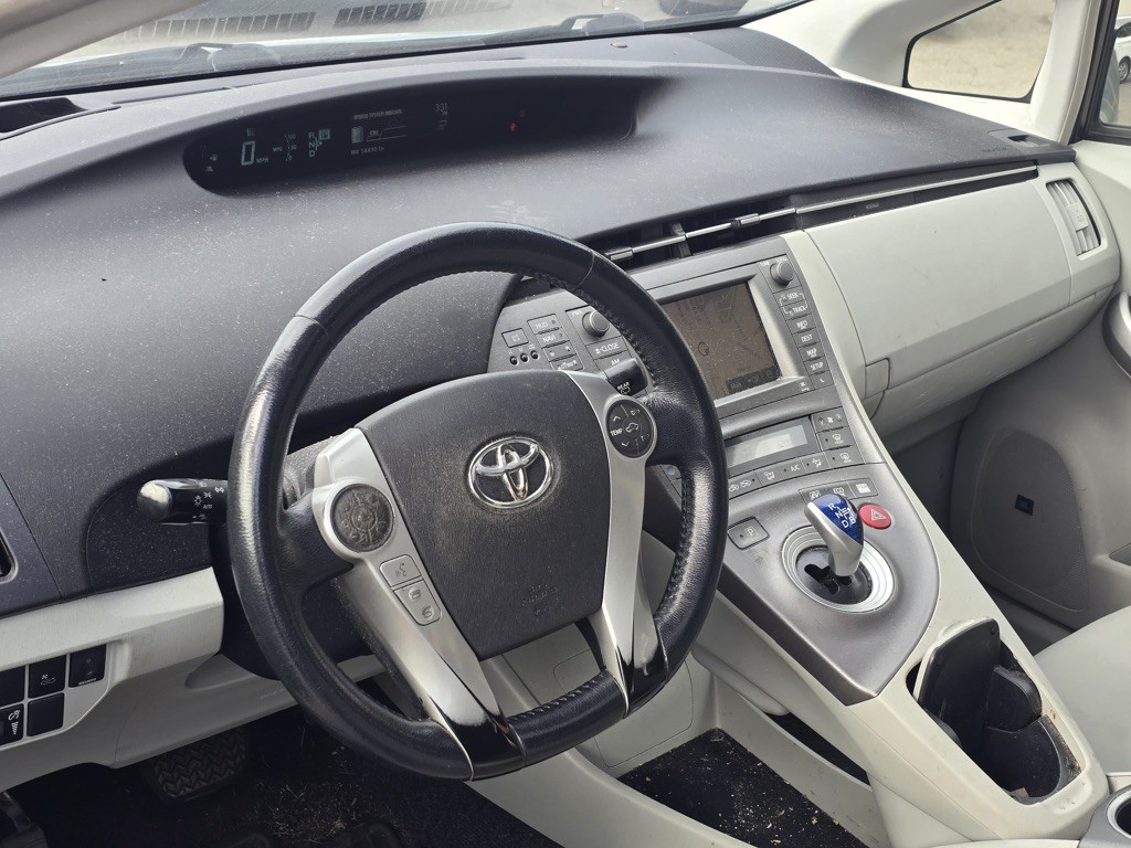 2013 Toyota Prius Image 7