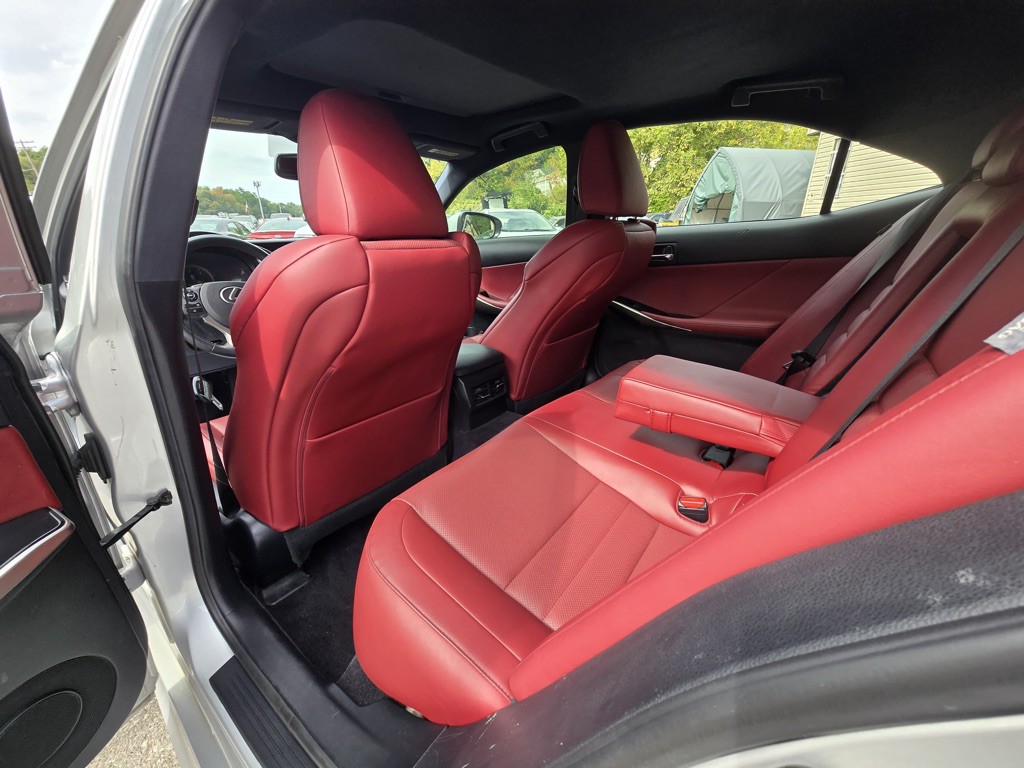 2014 Lexus IS Image 23