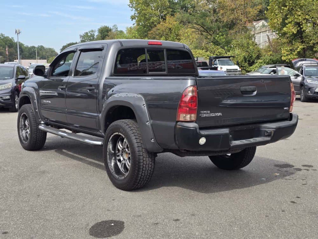 2014 Toyota Tacoma Image 8