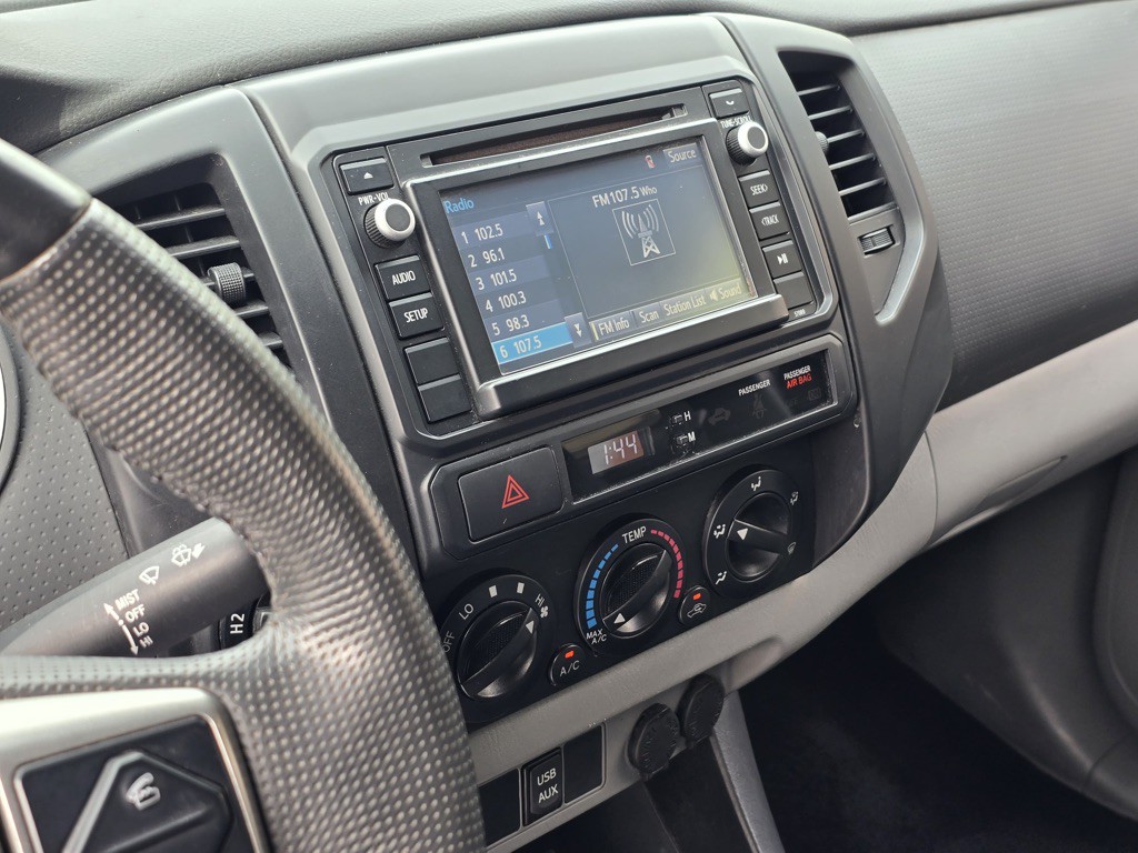 2014 Toyota Tacoma Image 14