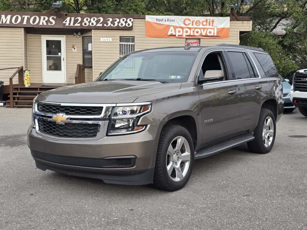 2016 Chevrolet Tahoe Image 2