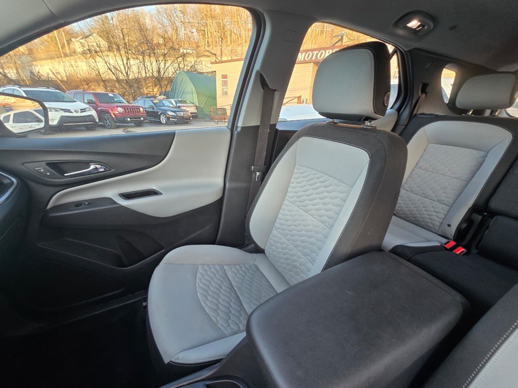 2018 Chevrolet Equinox Image 8