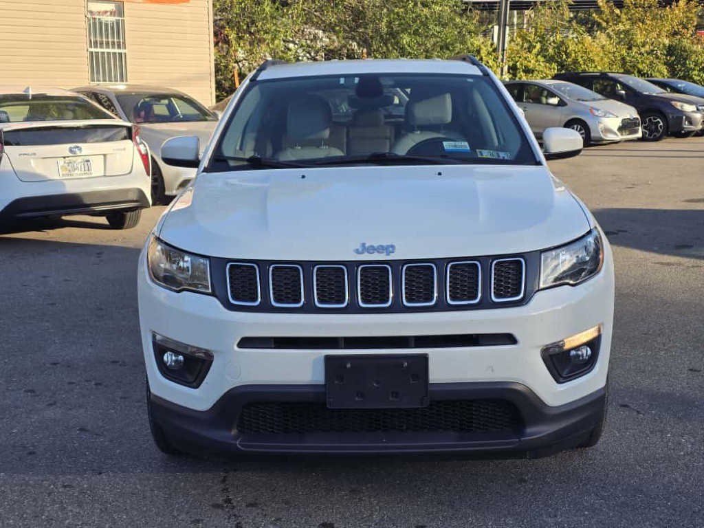 2018 Jeep Compass Image 11