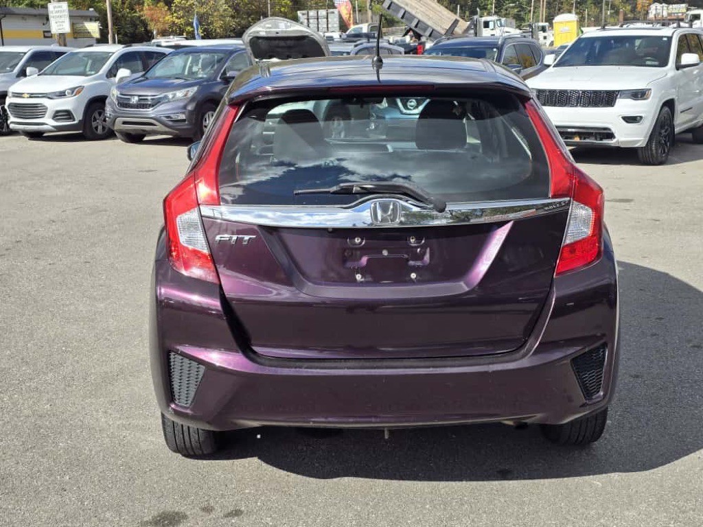 2015 Honda Fit Image 6