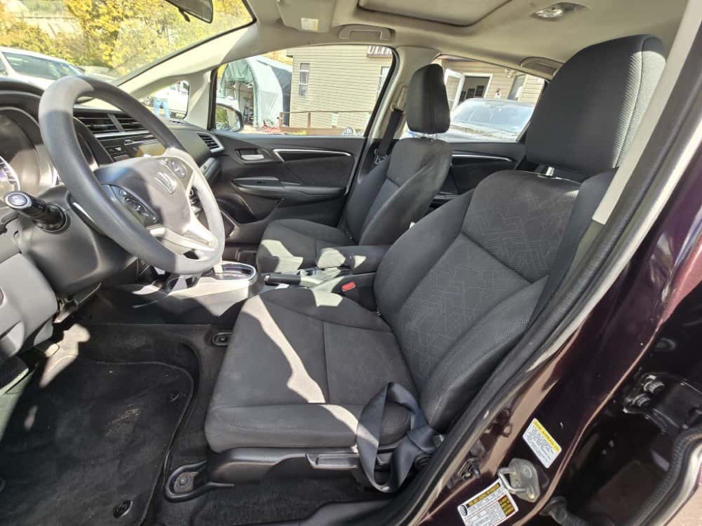 2015 Honda Fit Image 11