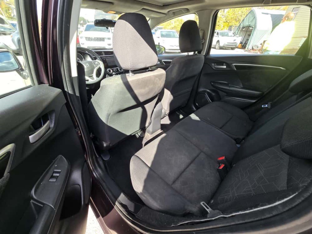 2015 Honda Fit Image 12